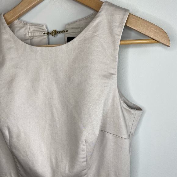 H&M Fitted Mini Dress w Belted Waist and Open Back Size 4 - Picture 4 of 14